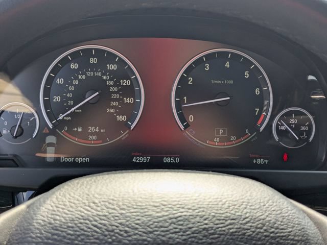 Used 2017 BMW X5 xDrive50i AWD/4WD image 14