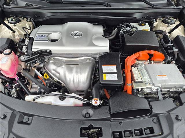 Used 2018 Lexus ES 300h w/ Navigation Package FWD image 22