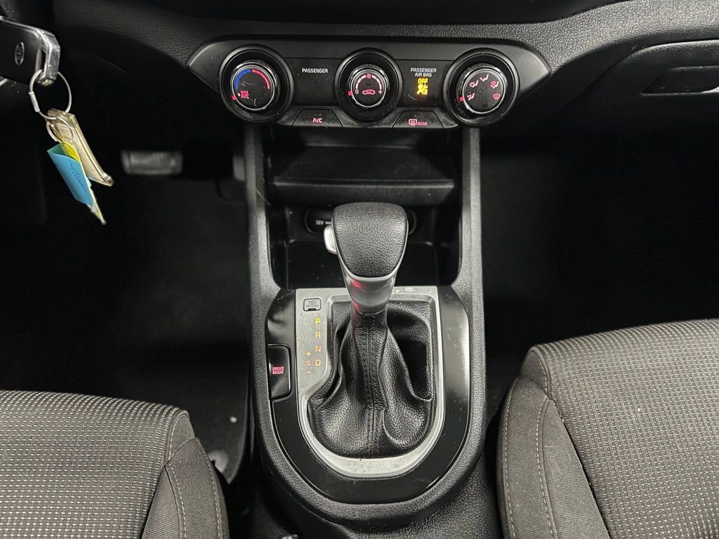 Used 2020 Kia Forte LXS FWD image 18