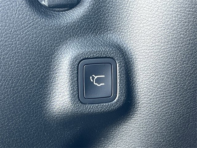 Certified 2024 Jeep Compass Latitude w/ Convenience Group image 38