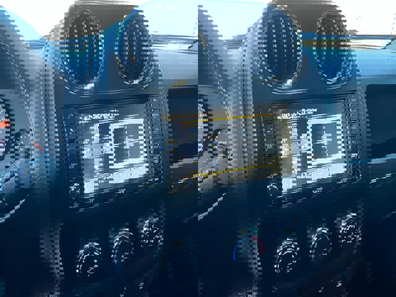 Used 2015 Jeep Patriot Latitude image 18