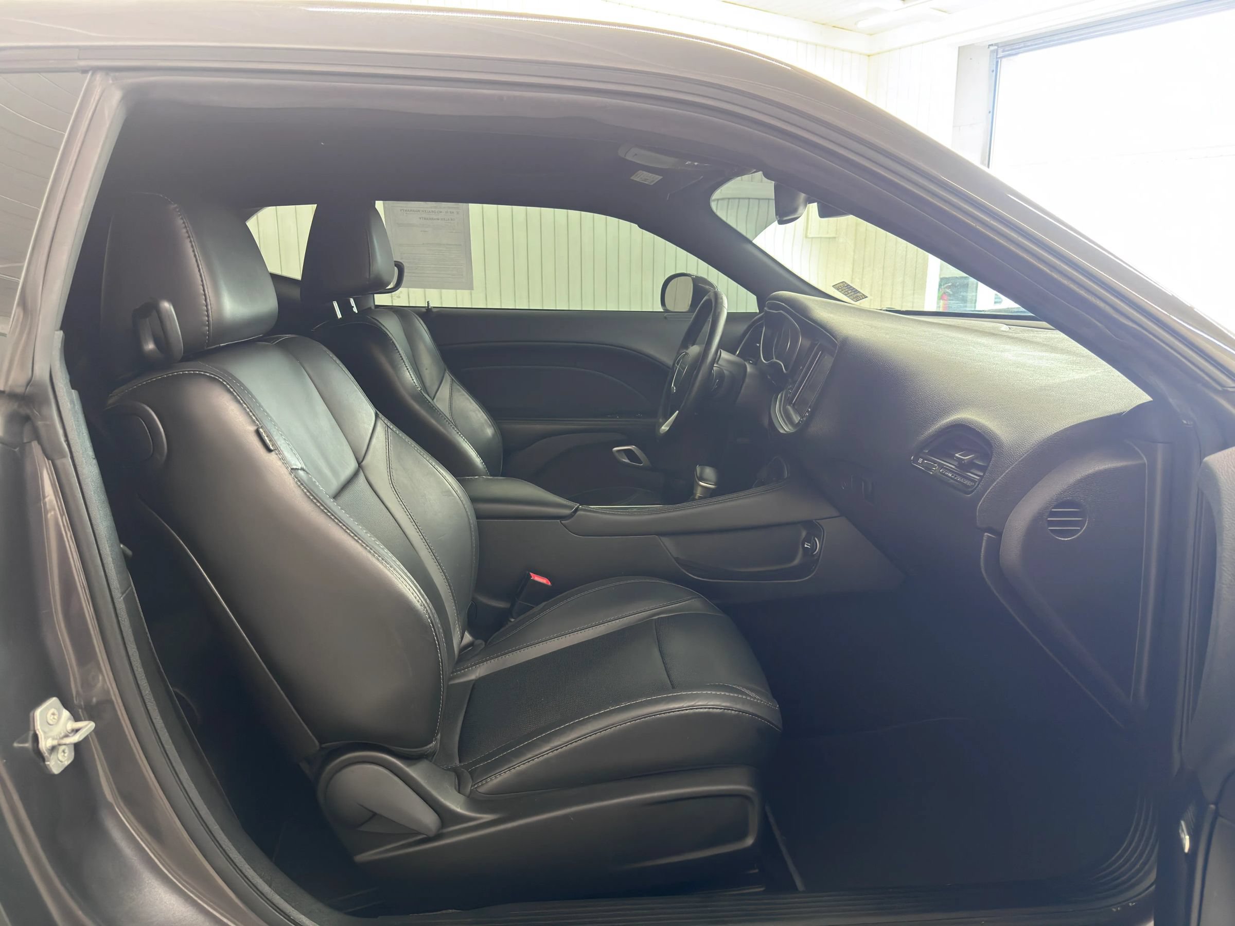 Used 2016 Dodge Challenger SXT Plus RWD image 10