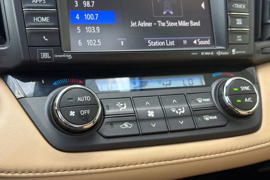 Used 2018 Toyota RAV4 Limited w/ Advanced Technology Package image 19