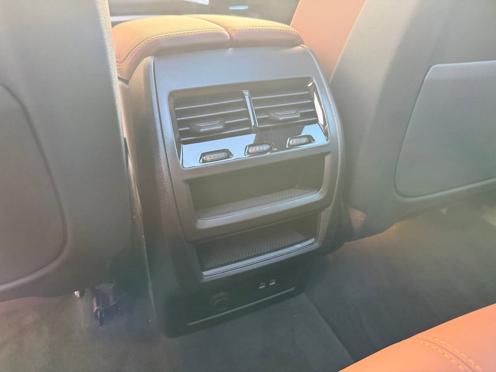 New 2026 BMW X5 xDrive40i w/ M Sport Package image 24