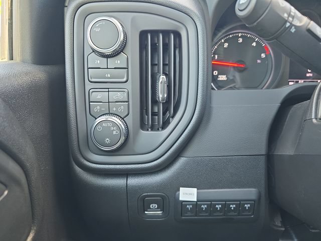 New 2026 GMC Sierra 3500 Pro w/ Convenience Package AWD/4WD image 17