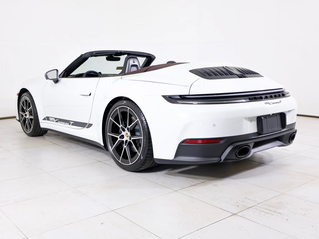 Certified 2025 Porsche 911 Carrera T RWD image 3
