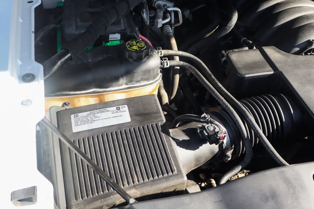 Used 2018 Chevrolet Silverado 1500 LT w/ All Star Edition image 11