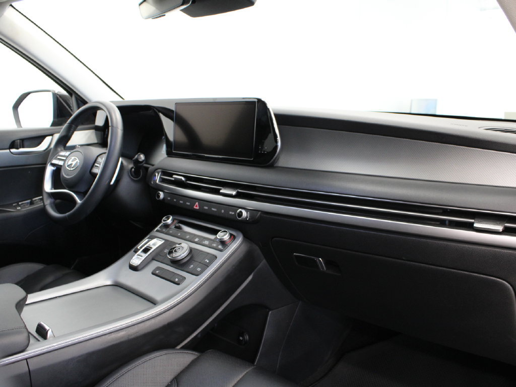 Used 2023 Hyundai Palisade SEL FWD image 17