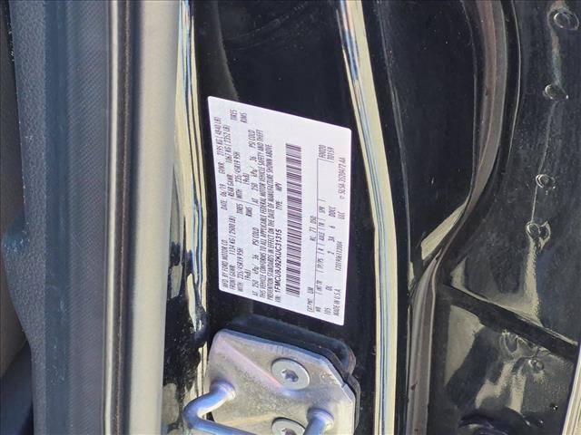Certified 2019 Ford Escape Titanium AWD/4WD image 25
