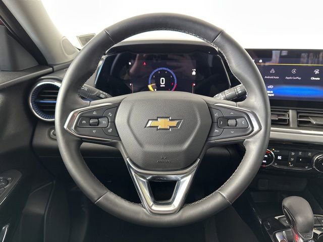 Used 2024 Chevrolet Trax LT w/ LT Convenience Package image 14