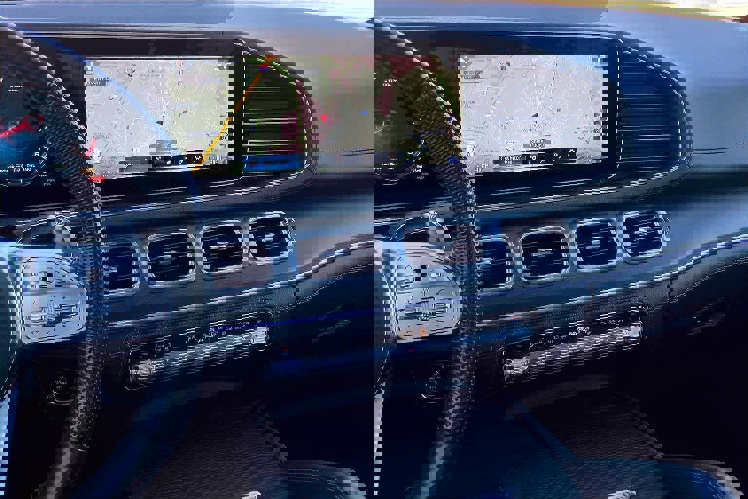 Used 2022 Mercedes-Benz GLE 53 AMG 4MATIC image 7