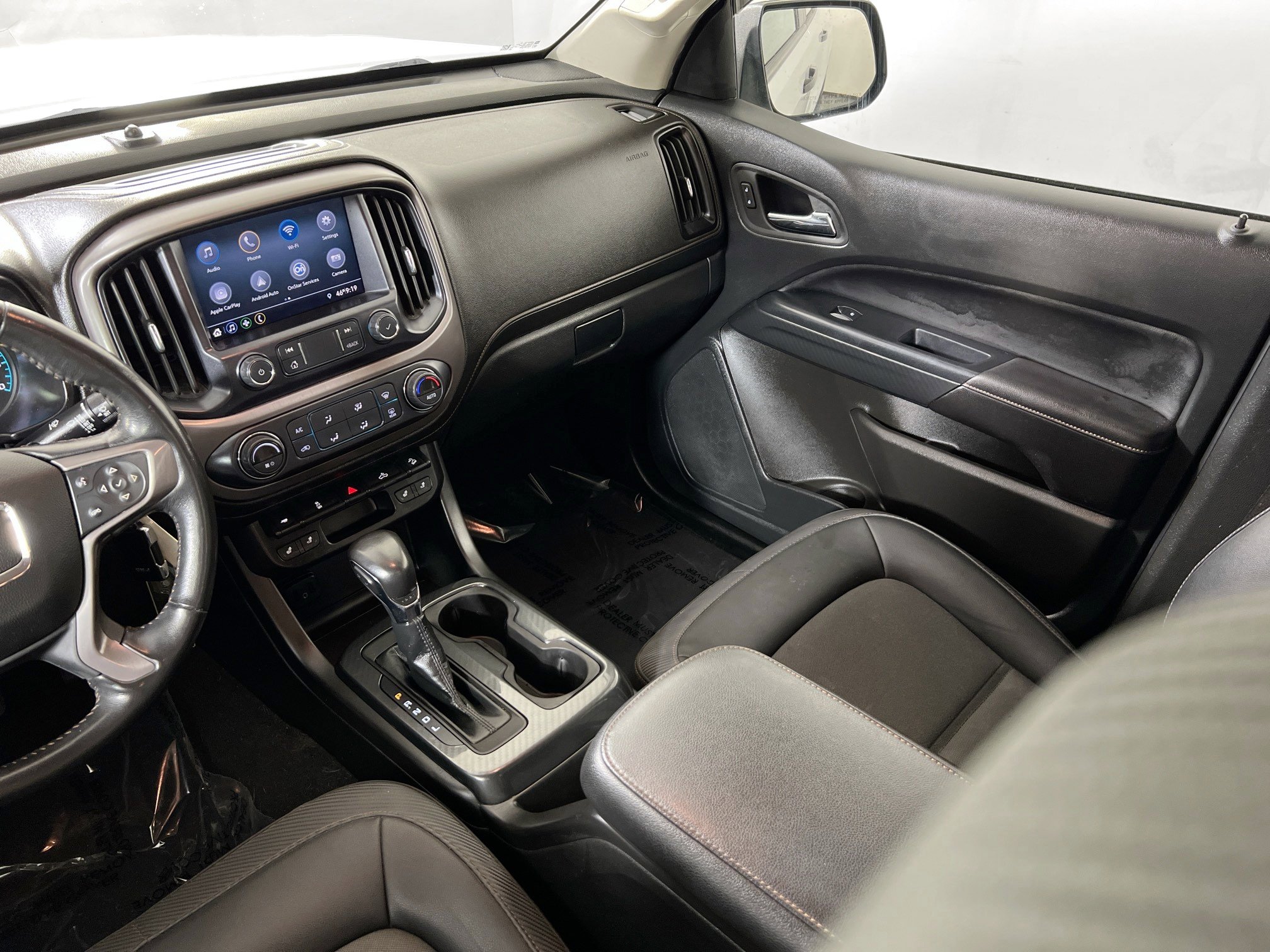 Used 2022 GMC Canyon AT4 image 22
