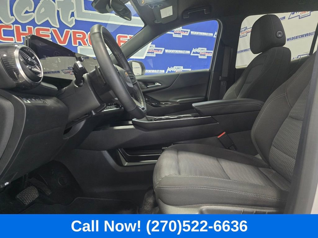 Used 2025 Chevrolet Equinox LT image 14