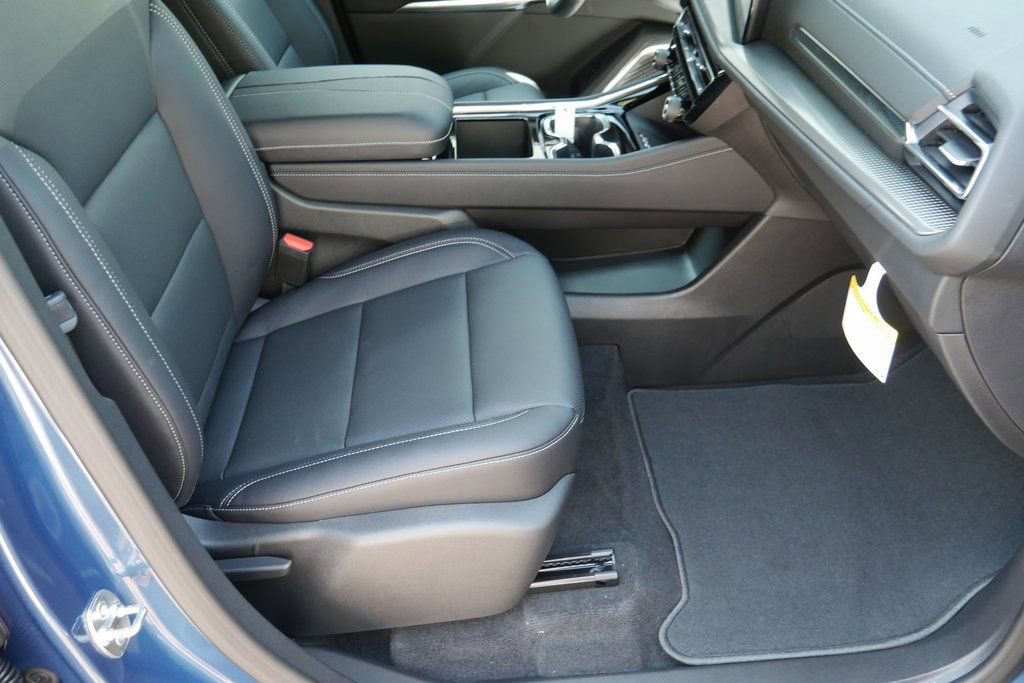 New 2026 Chevrolet Traverse LT w/ Enhanced Driving Package image 20