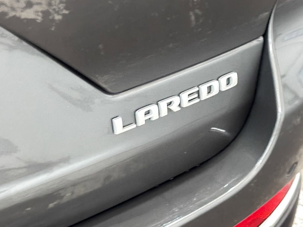 Certified 2024 Jeep Grand Cherokee Laredo w/ Trailer Tow Package image 18