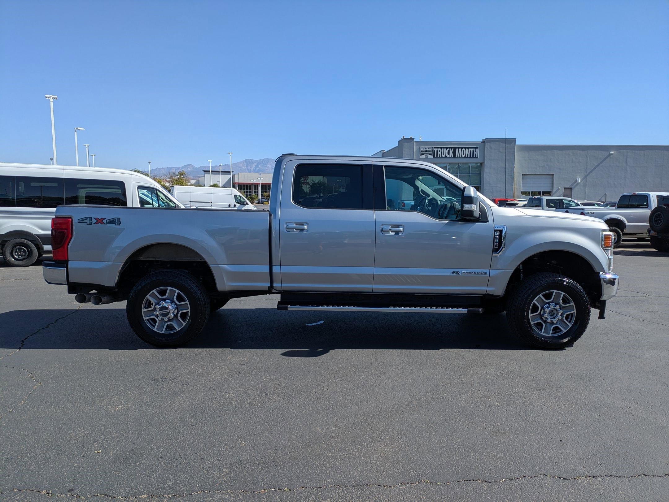 Used 2020 Ford F350 Lariat w/ Lariat Ultimate Package image 2