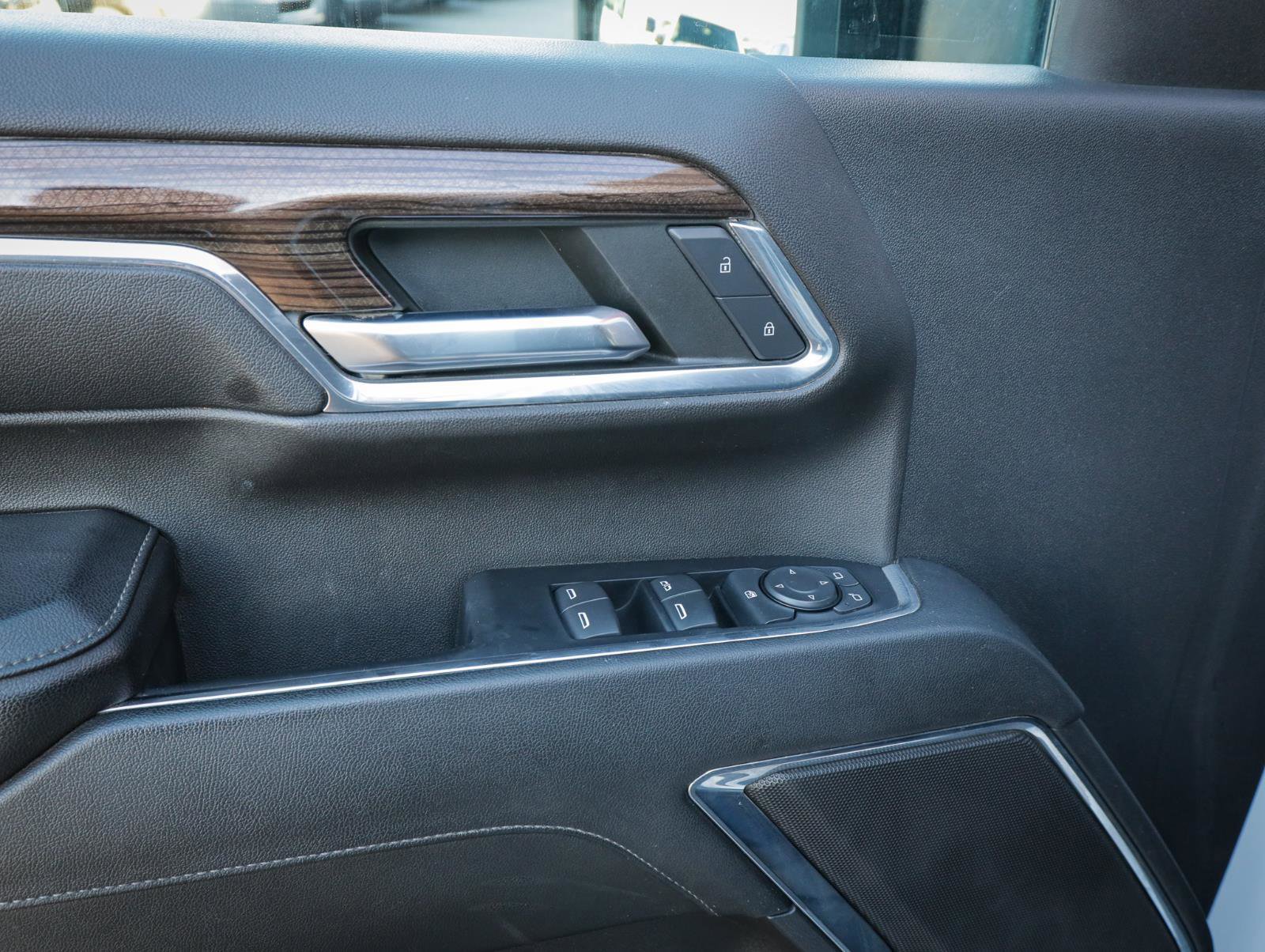 Used 2024 Chevrolet Silverado 2500 LT w/ Convenience Package image 16