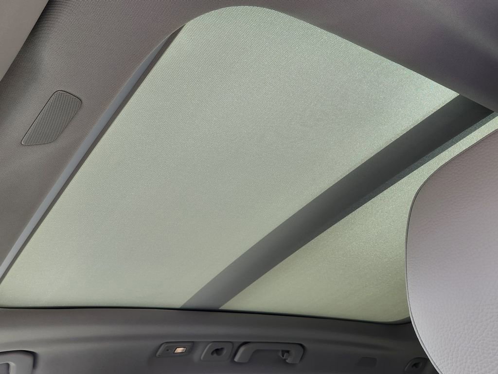 Used 2025 Volvo XC60 T8 Plus w/ Protection Package Premier image 14