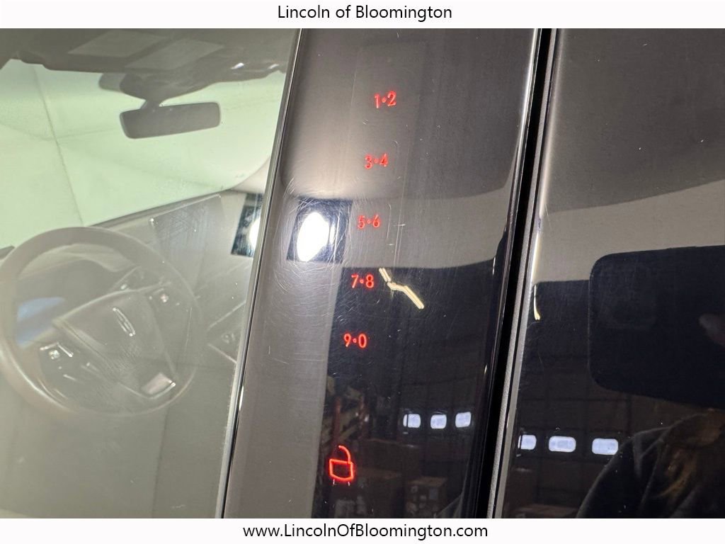 Used 2023 Lincoln Aviator Black Label w/ Dynamic Handling Package image 35