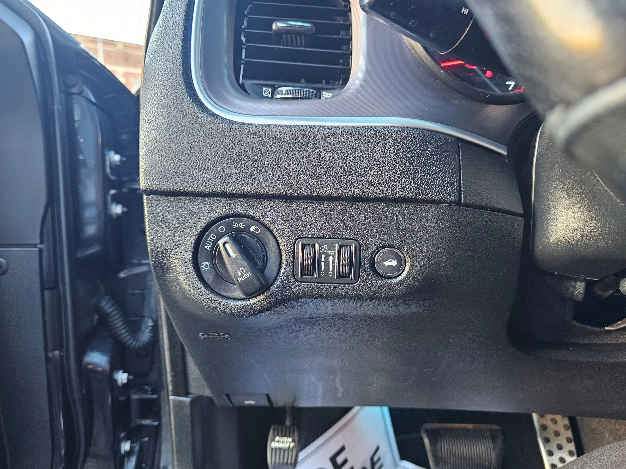 Used 2019 Dodge Charger GT image 32