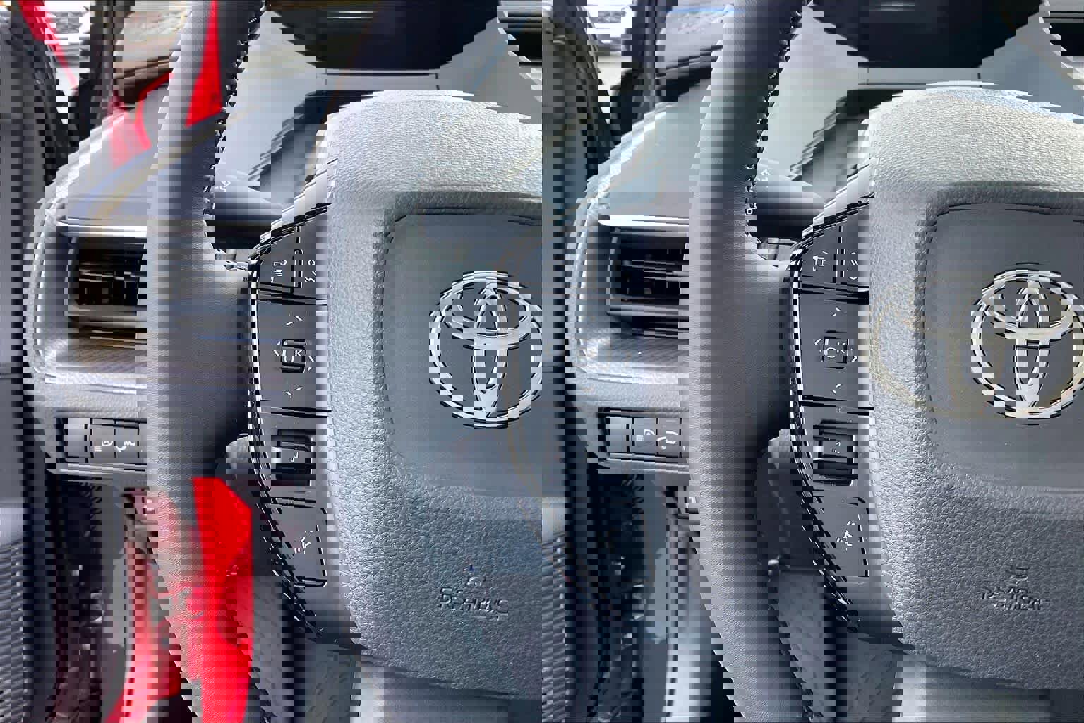 Certified 2026 Toyota Prius XLE image 20