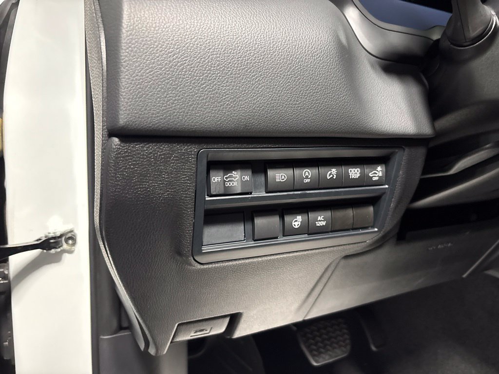 Used 2024 Toyota Tundra Limited AWD/4WD image 16