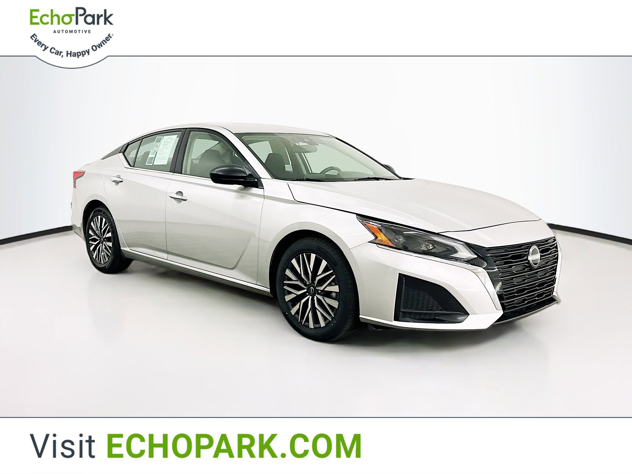 Used 2024 Nissan Altima 2.5 SV