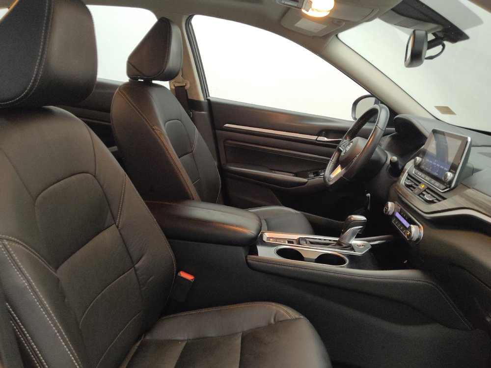 Used 2021 Nissan Altima 2.5 Platinum AWD/4WD image 21