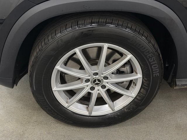 Used 2024 Mercedes-Benz GLE 450e 4MATIC image 32