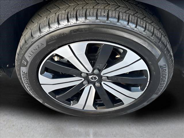 Used 2023 Volvo XC60 T8 Plus AWD/4WD image 27