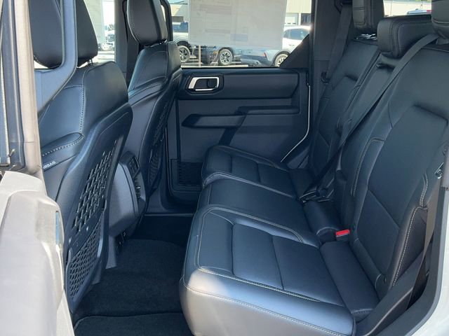 New 2025 Ford Bronco Badlands image 14
