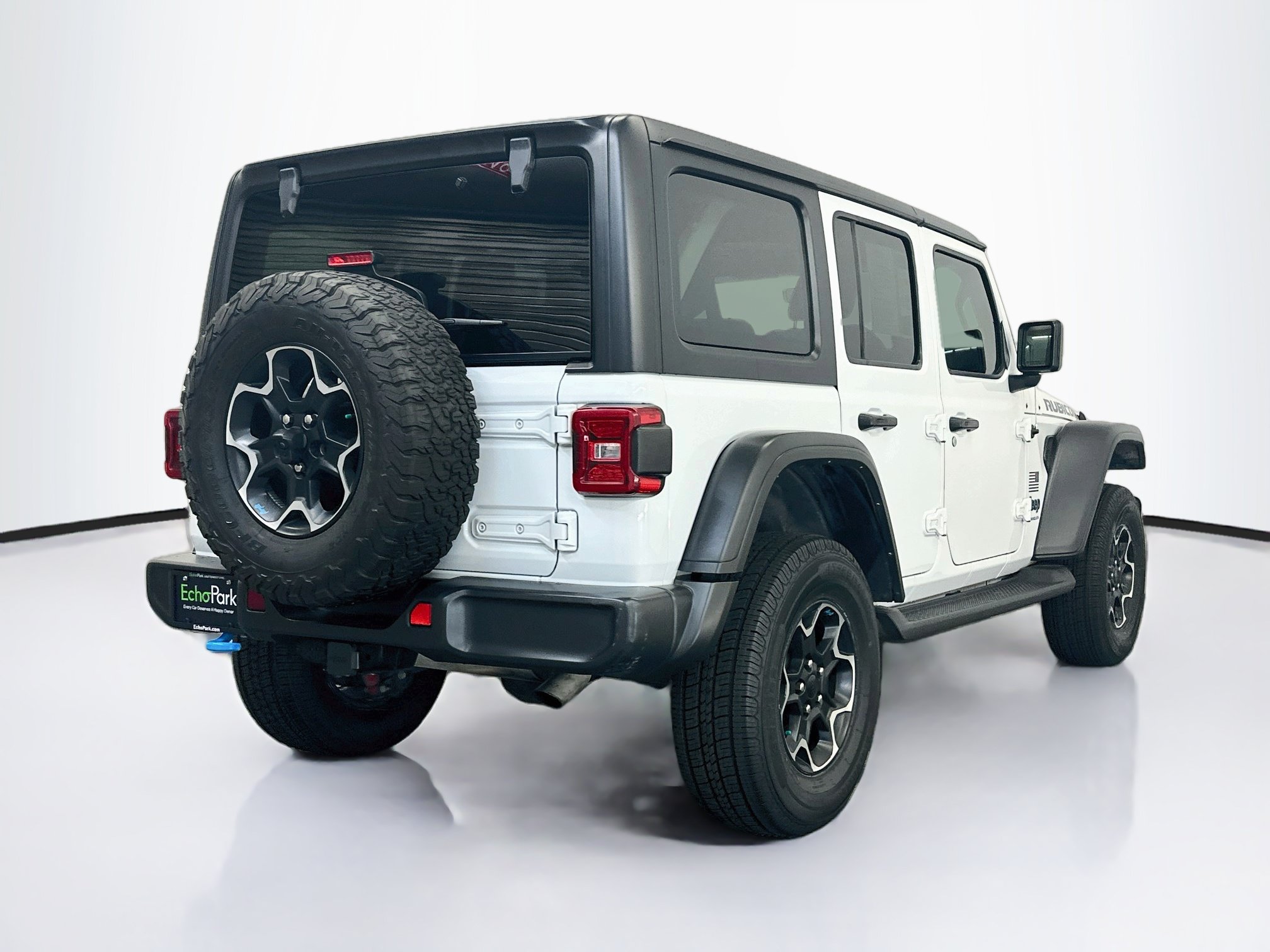 Used 2023 Jeep Wrangler Unlimited Rubicon 4xe w/ Cold Weather Group AWD/4WD image 9
