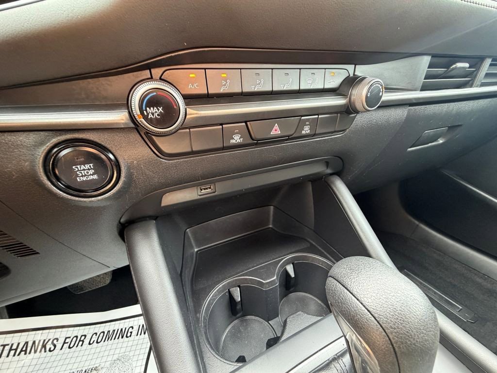 Used 2020 MAZDA MAZDA3 Sedan image 15