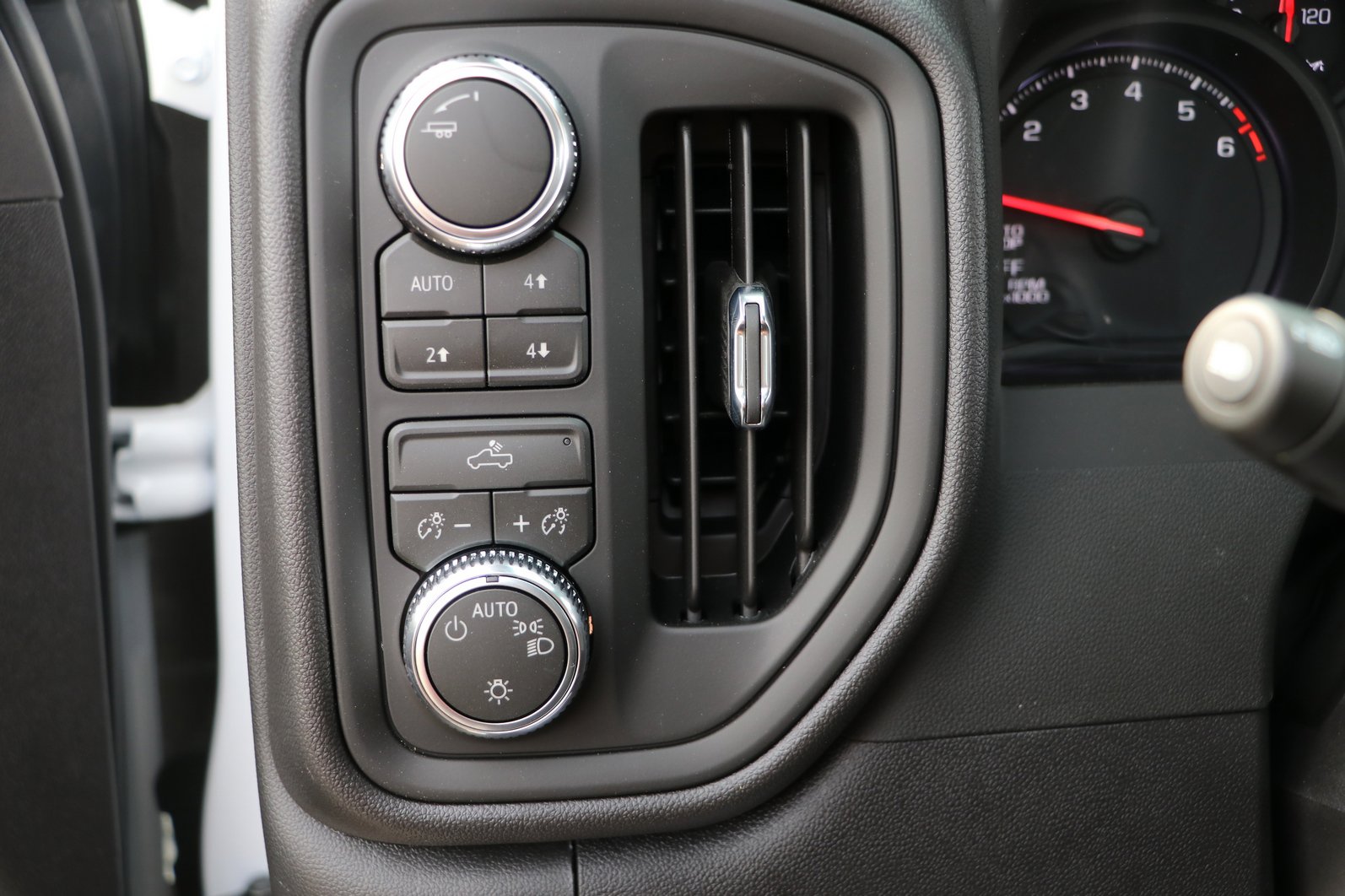 New 2026 GMC Sierra 1500 Pro w/ X31 Off-Road Package image 12