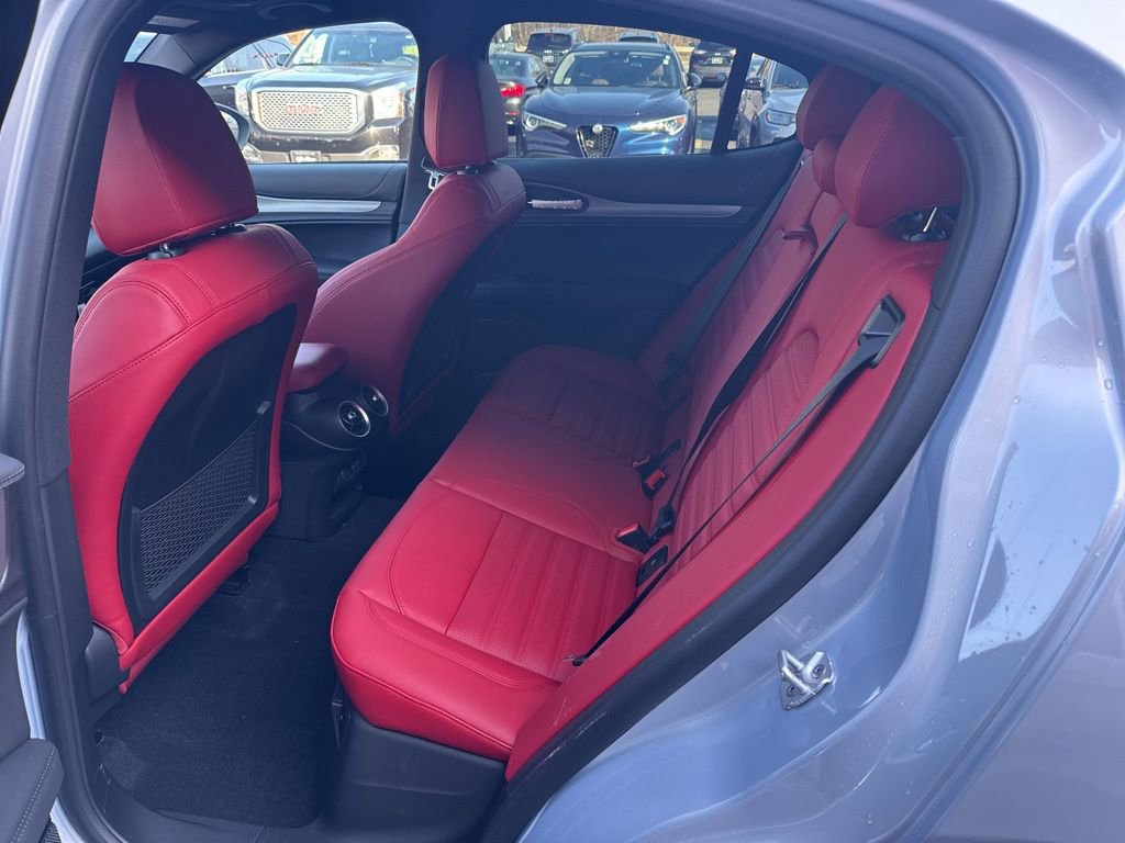 New 2026 Alfa Romeo Stelvio Sprint image 15