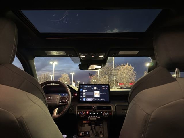 Used 2024 Toyota Tacoma TRD Sport image 14