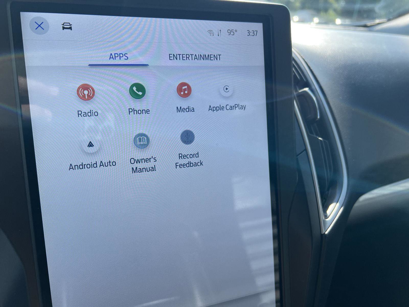 Used 2023 Ford Edge SEL image 24