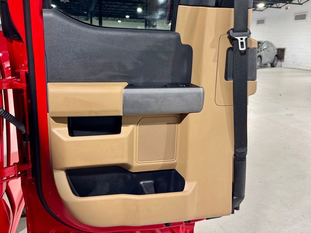 Used 2021 Ford F150 Lariat w/ Equipment Group 502A High image 26