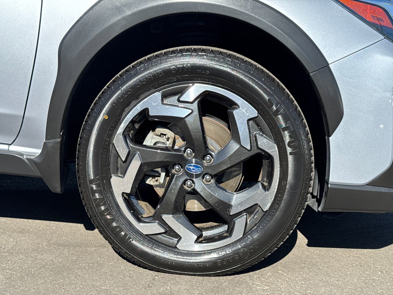 Used 2023 Subaru Crosstrek 2.5i Limited w/ Moonroof Package image 4