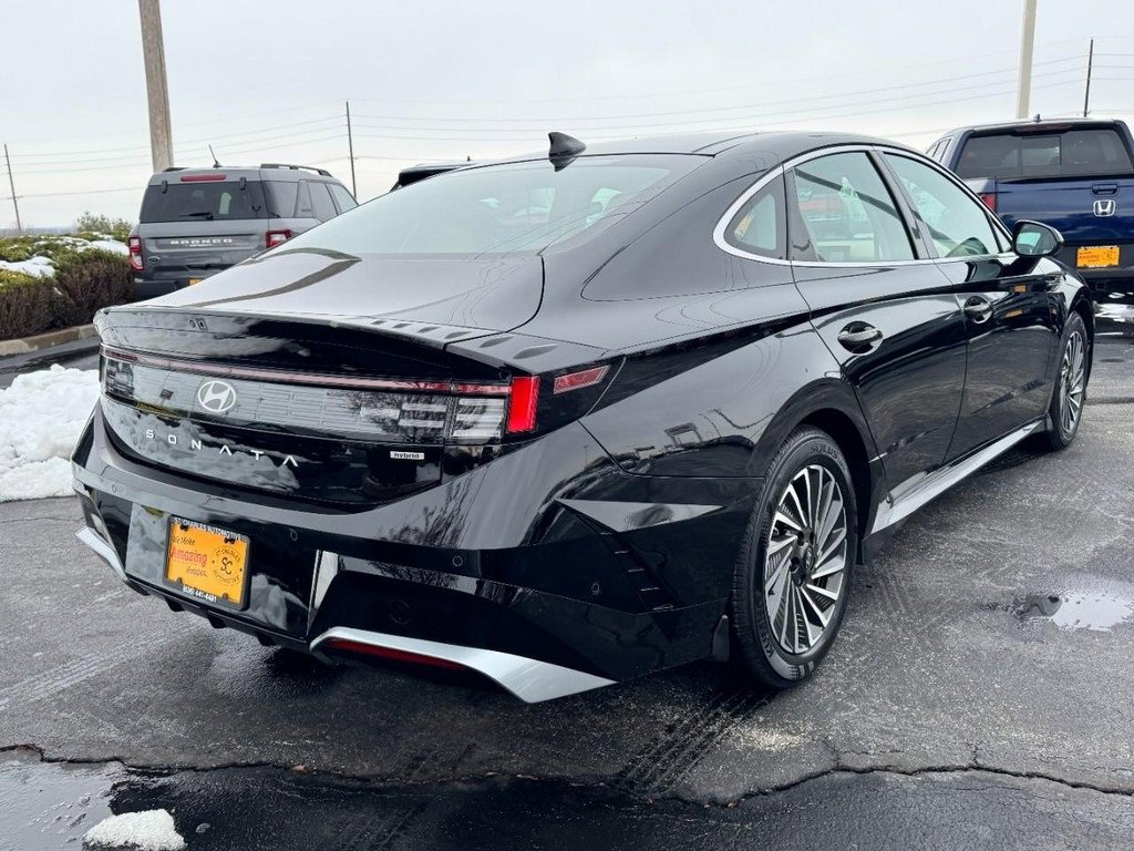 Certified 2024 Hyundai Sonata Limited image 3