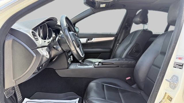 Used 2012 Mercedes-Benz C 250 Sedan image 14