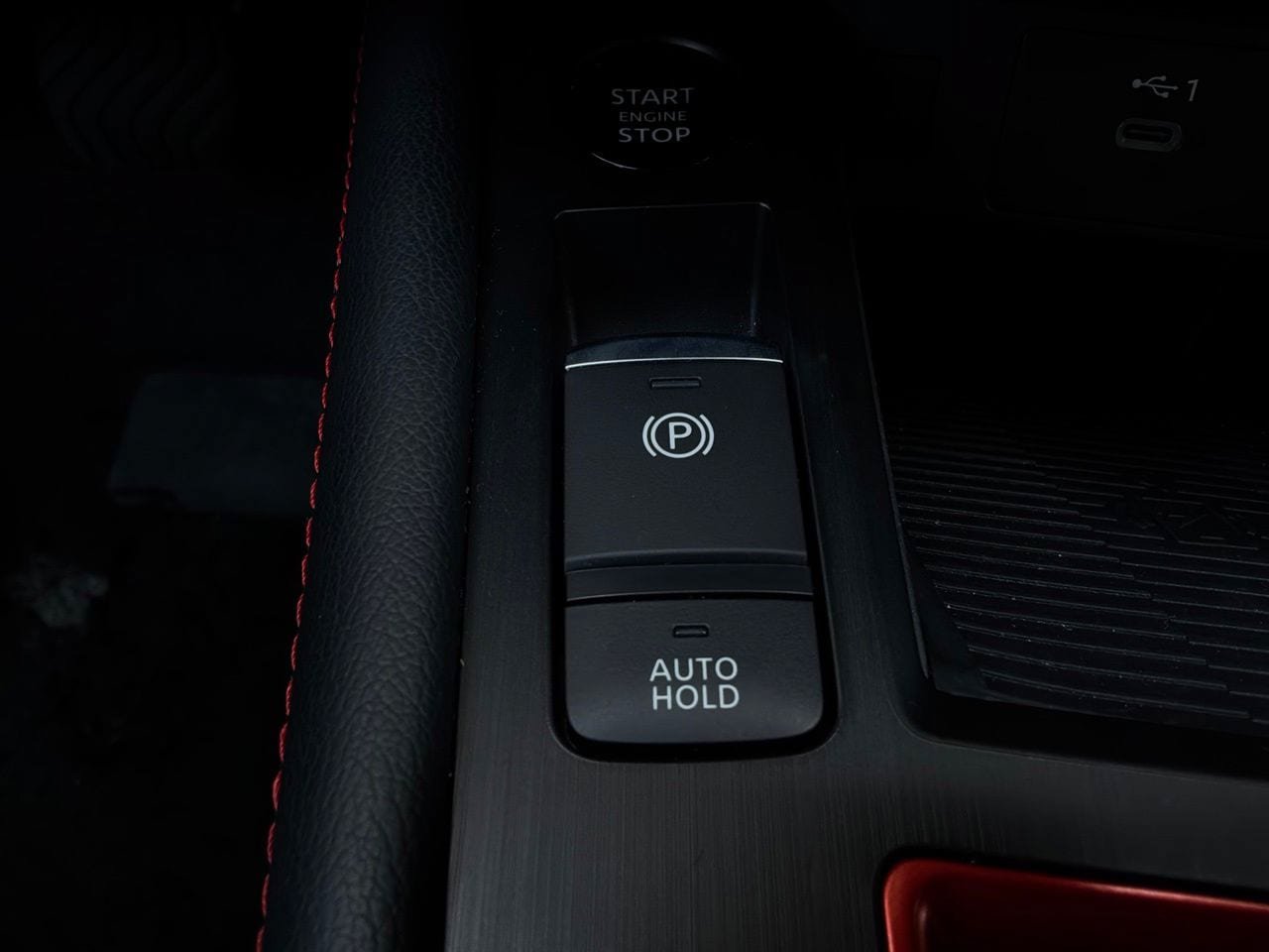 Used 2026 Nissan Kicks SR FWD image 28