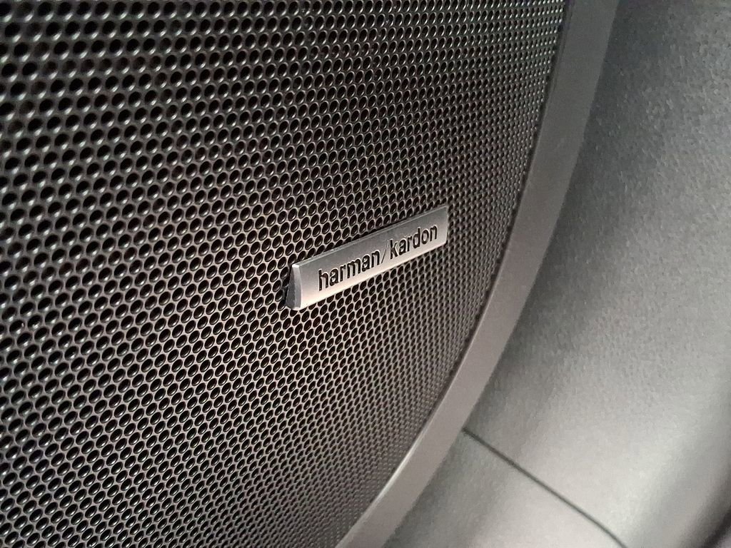 Used 2021 Subaru Ascent Limited w/ Technology Package image 31