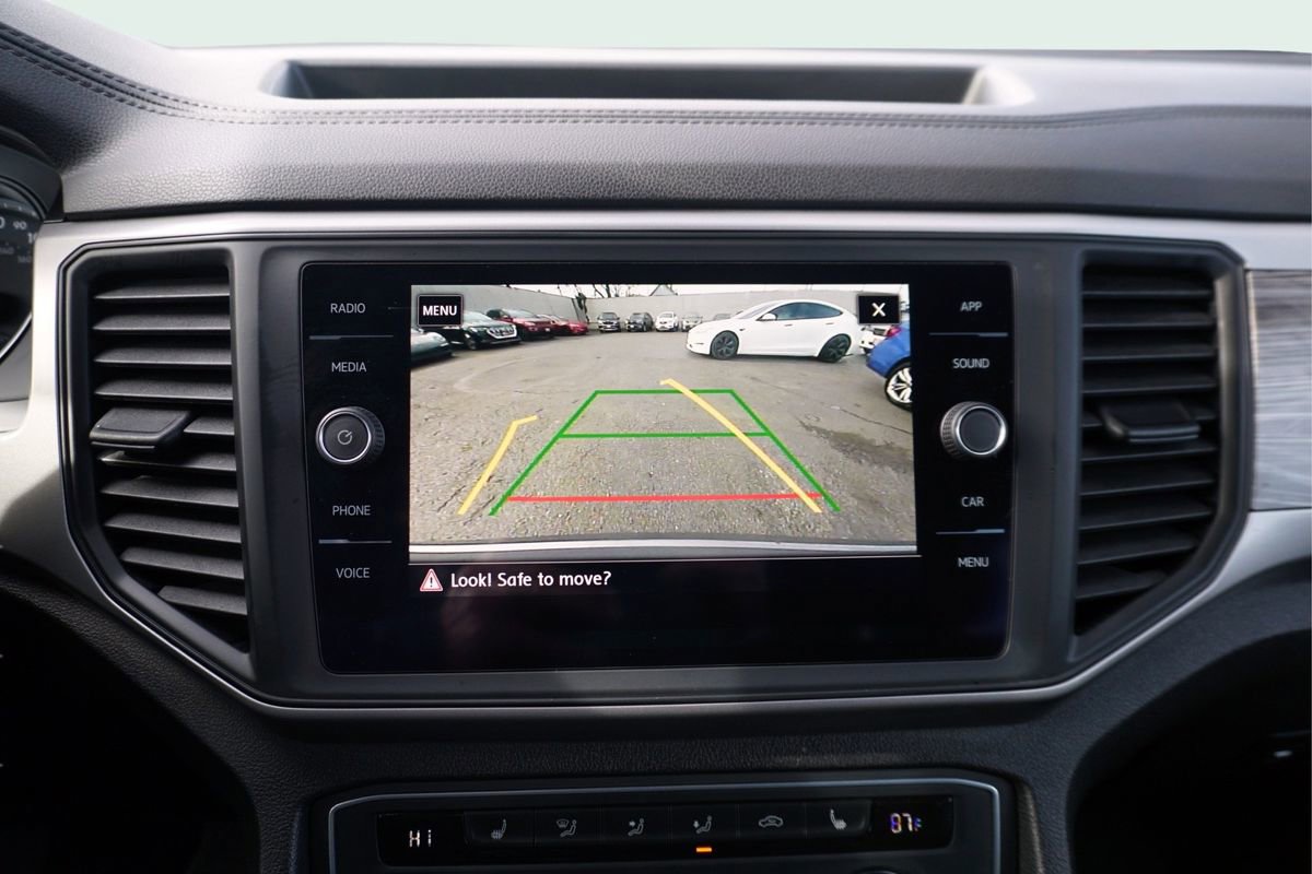 Used 2020 Volkswagen Atlas Cross Sport SE w/ Towing Package image 29