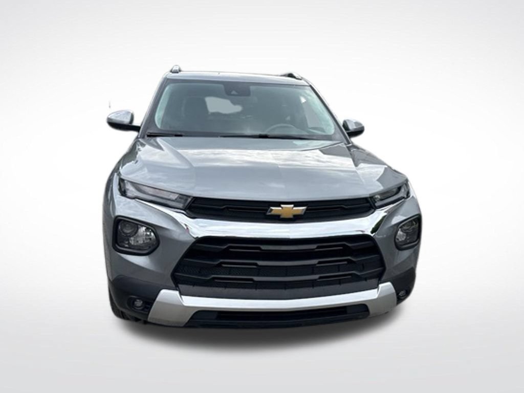 Used 2023 Chevrolet TrailBlazer LT FWD image 9