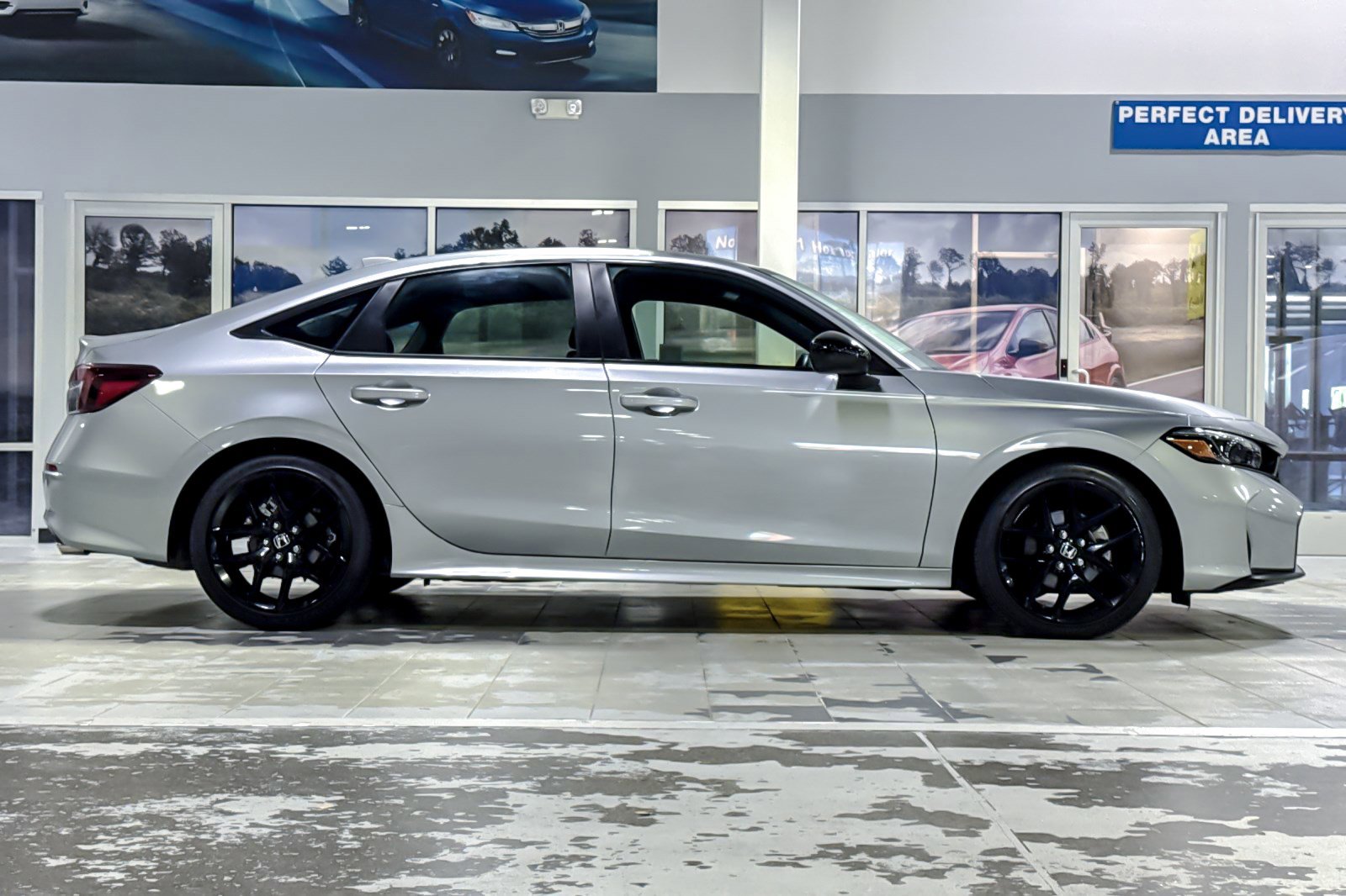 Used 2025 Honda Civic Sport image 8