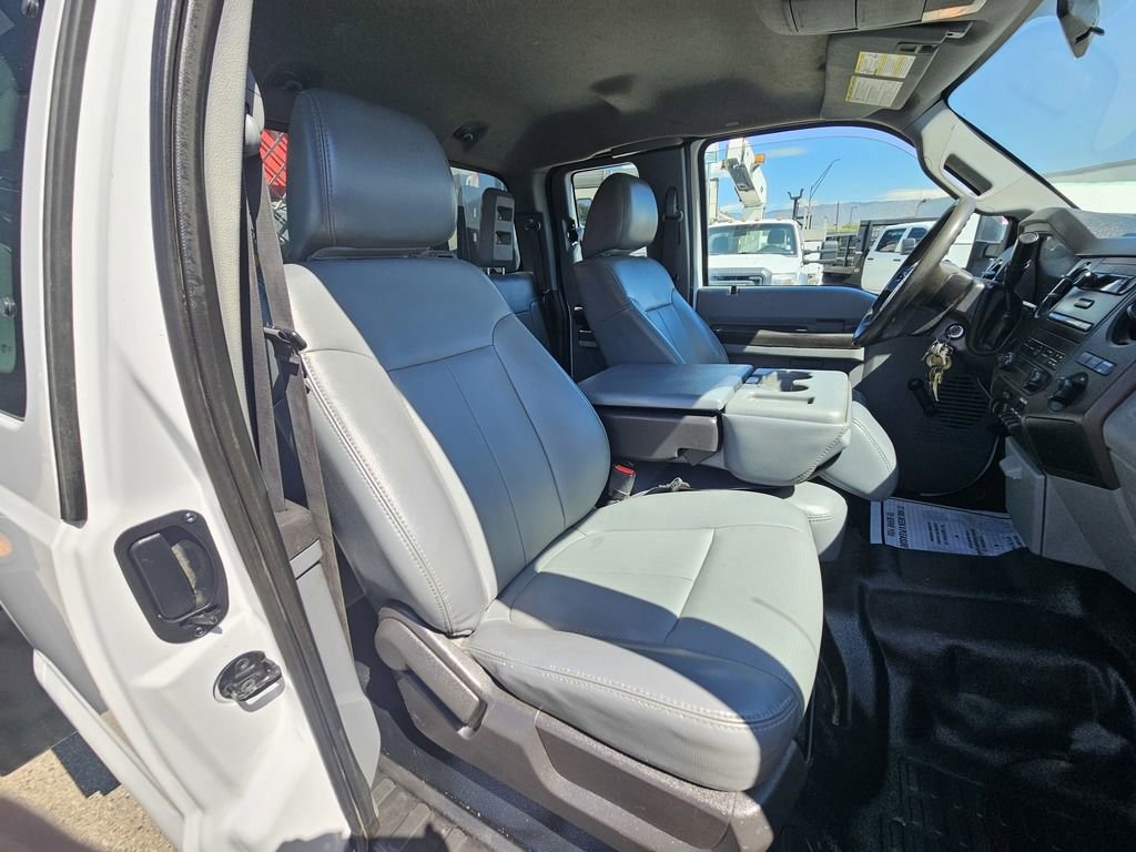 Used 2011 Ford F450 XL w/ High Capacity Trailer Tow Pkg RWD image 21