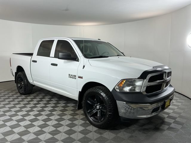 Used 2016 RAM 1500 ST w/ SXT Appearance Group AWD/4WD image 3