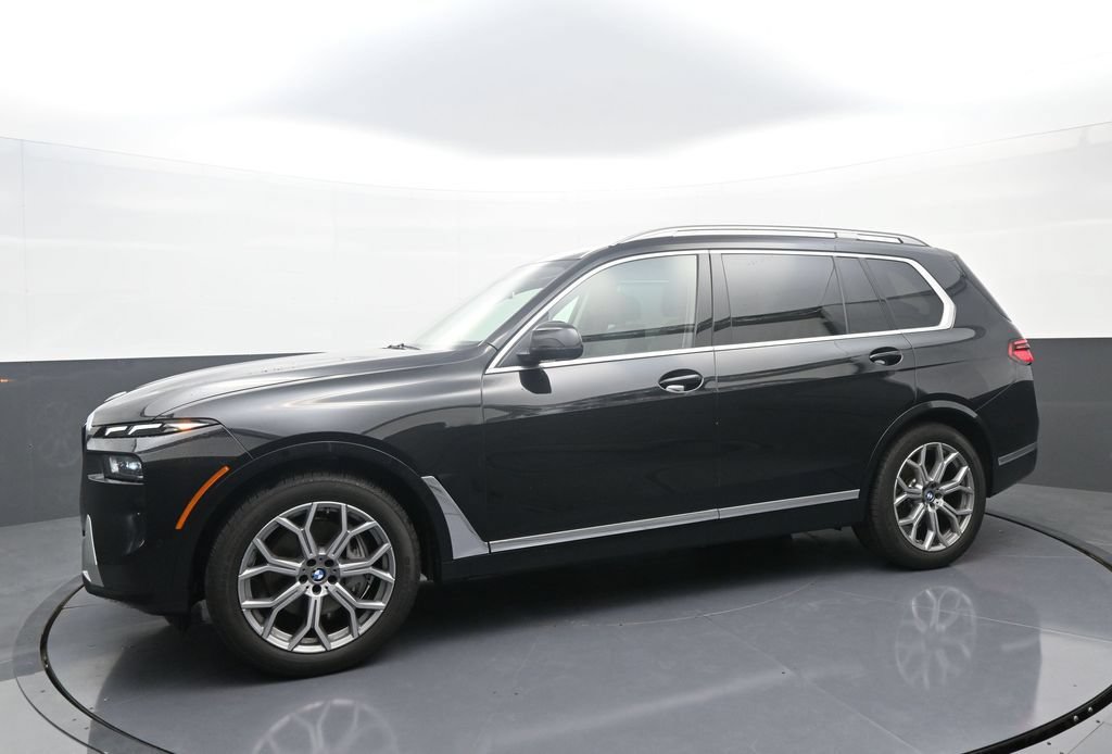 Used 2026 BMW X7 xDrive40i AWD/4WD image 4