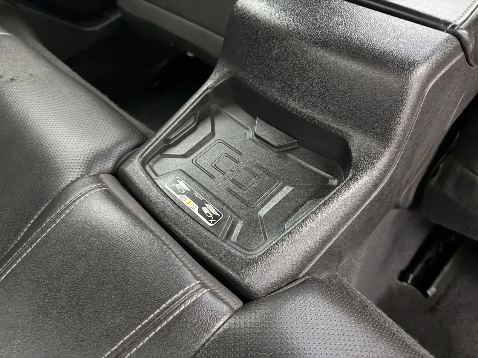 Used 2016 Chevrolet Camaro SS RWD image 38